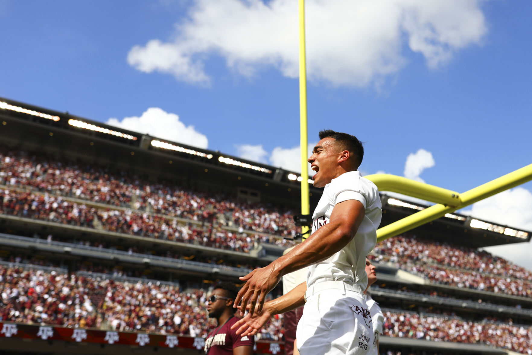 Yell Leaders